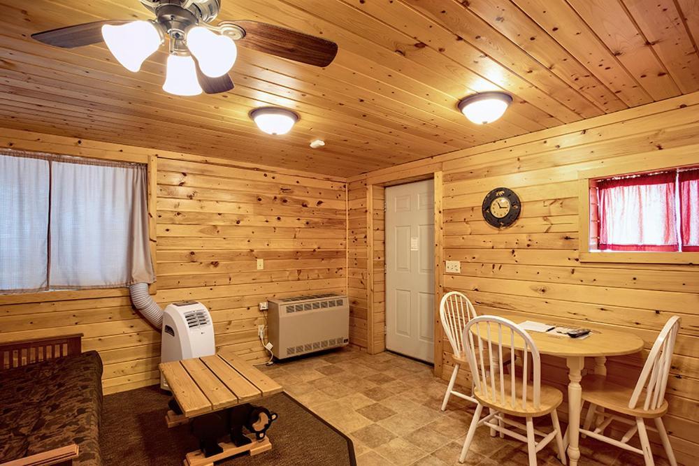 Big River Escape Riverside Cabins Buffalo City Exterior foto