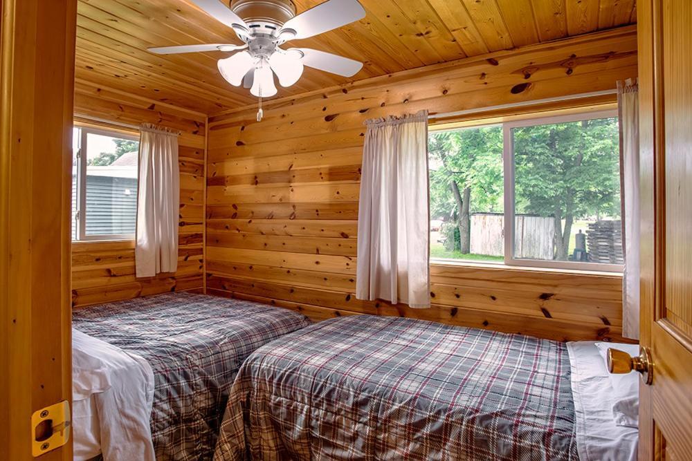 Big River Escape Riverside Cabins Buffalo City Exterior foto